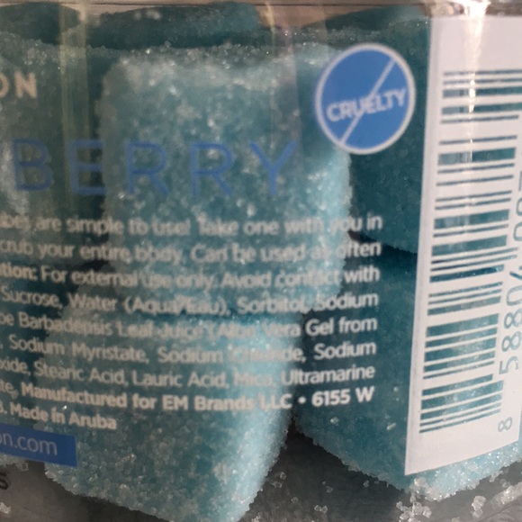 Joon & Moon Blue Raspberry Exfoliating & Cleansing Sugar Cubes 7 oz Tub NWT - Picture 8 of 12